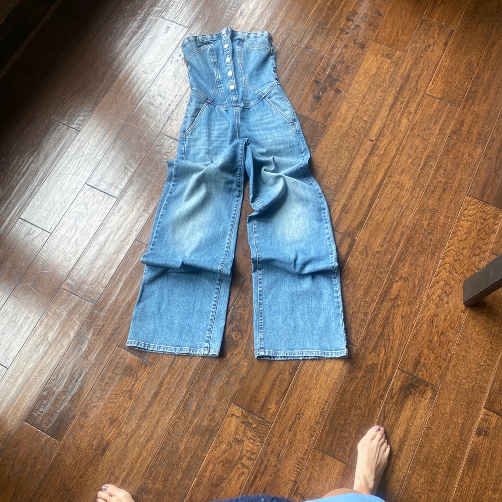 PILCRO Denim fake Button-Front Zip-up back Strapless Woman’s Jumpsuit - Picture 3 of 6
